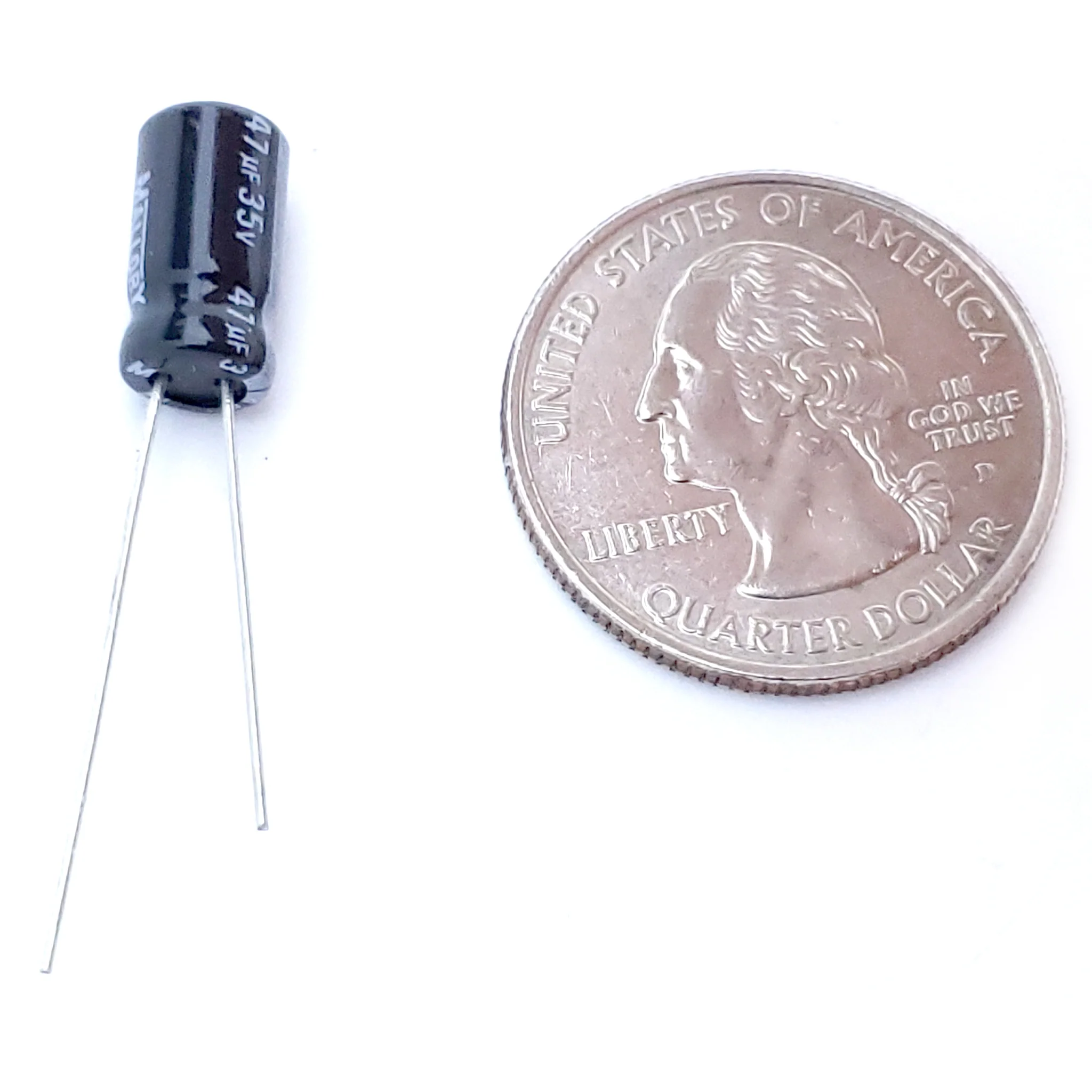 47uF 35 Volt Electrolytic Capacitor - Image 2