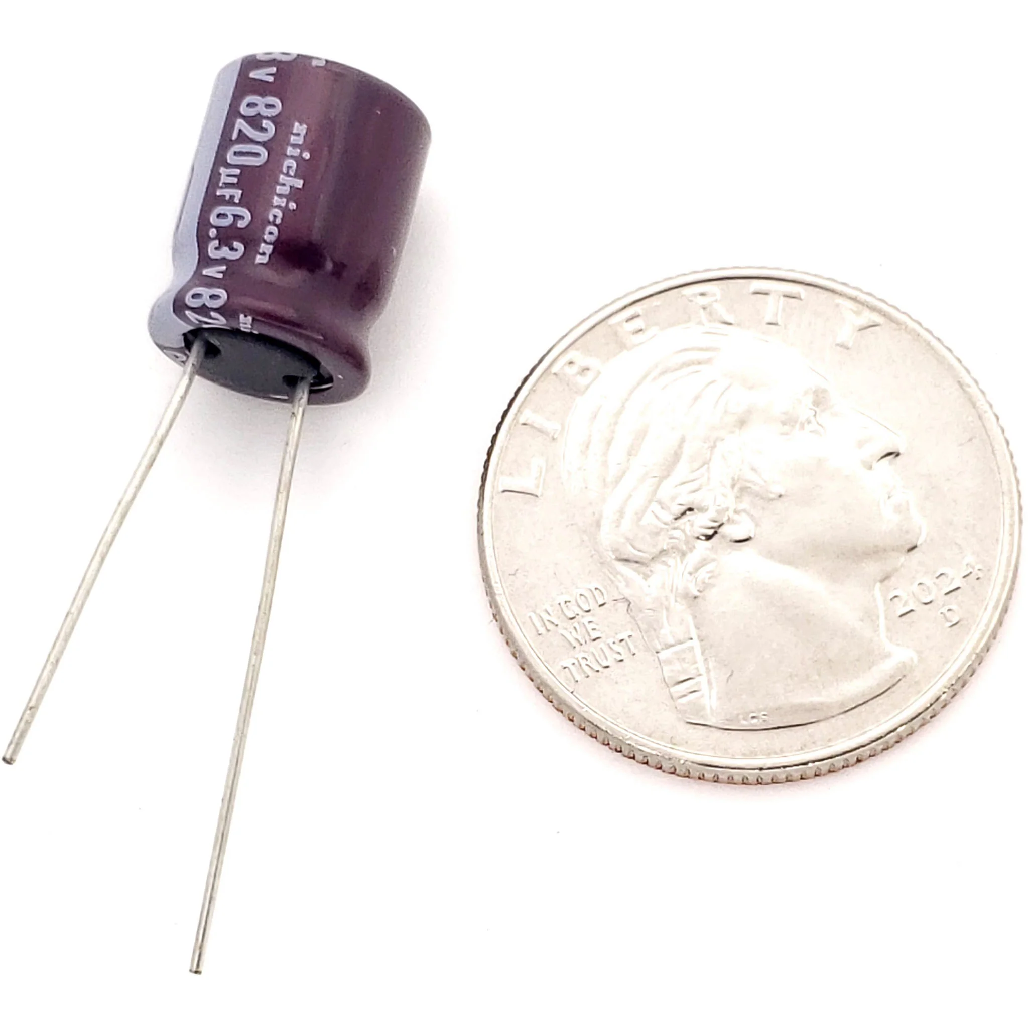 820uF 6.3 Volt Electrolytic Capacitor - Image 2