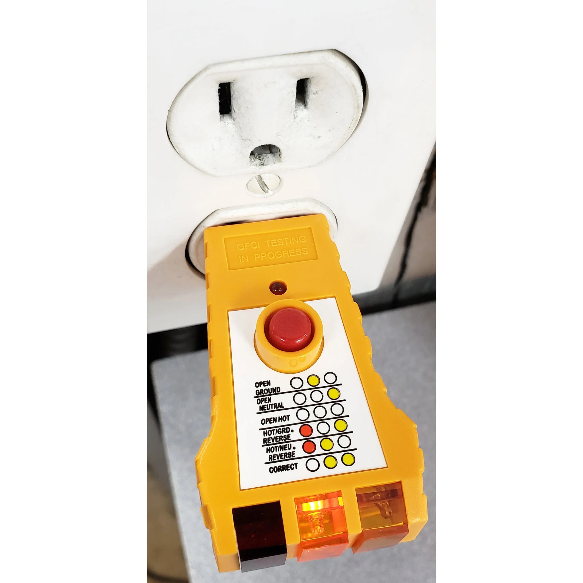 GFCI/AC Receptacle Tester - Image 3