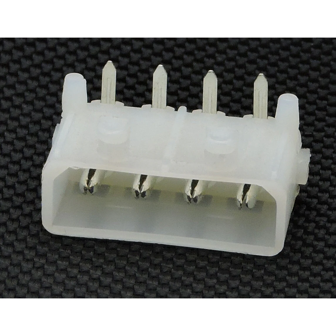4 Pin Molex Male PC Mount Right Angle - 0.084 Pins