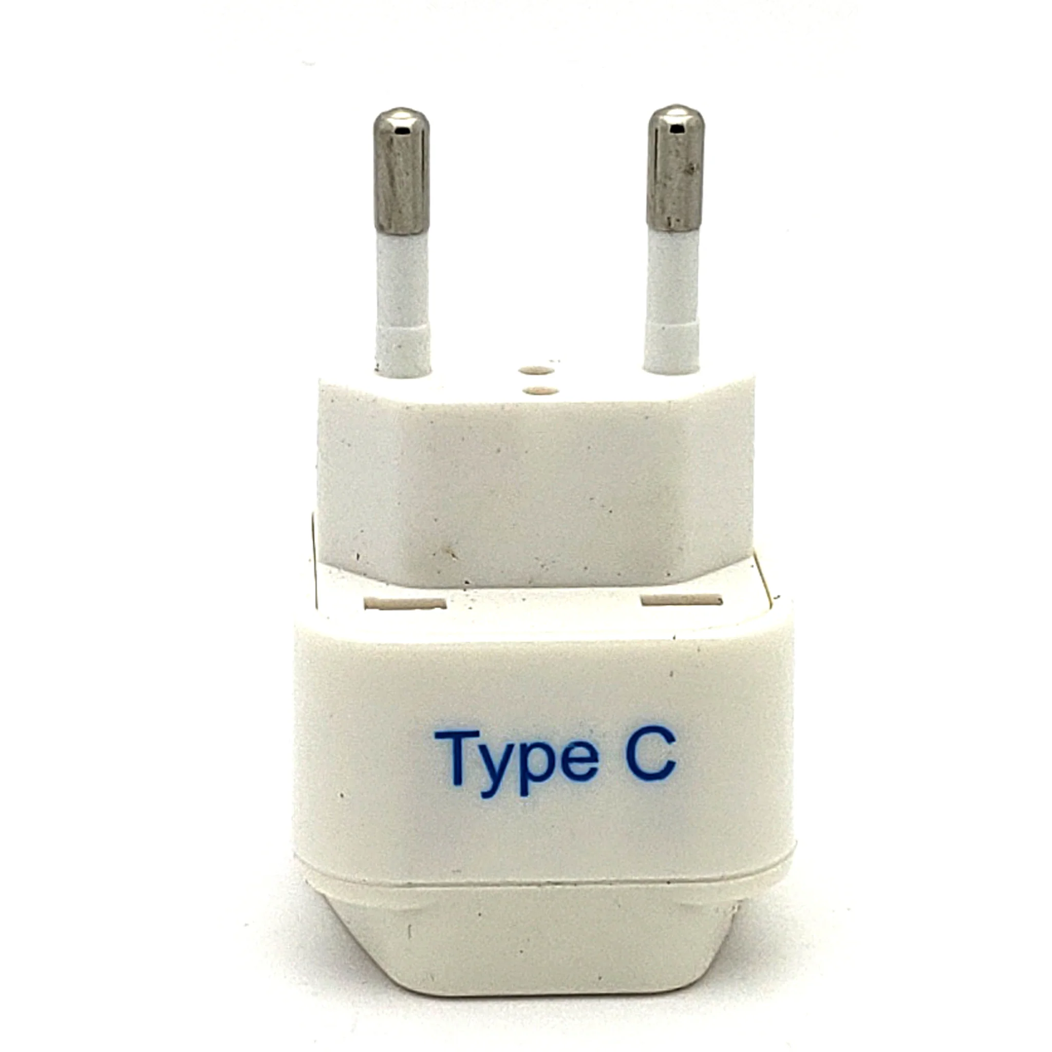 Universal Travel Power Outlet Adapter Set - Image 3