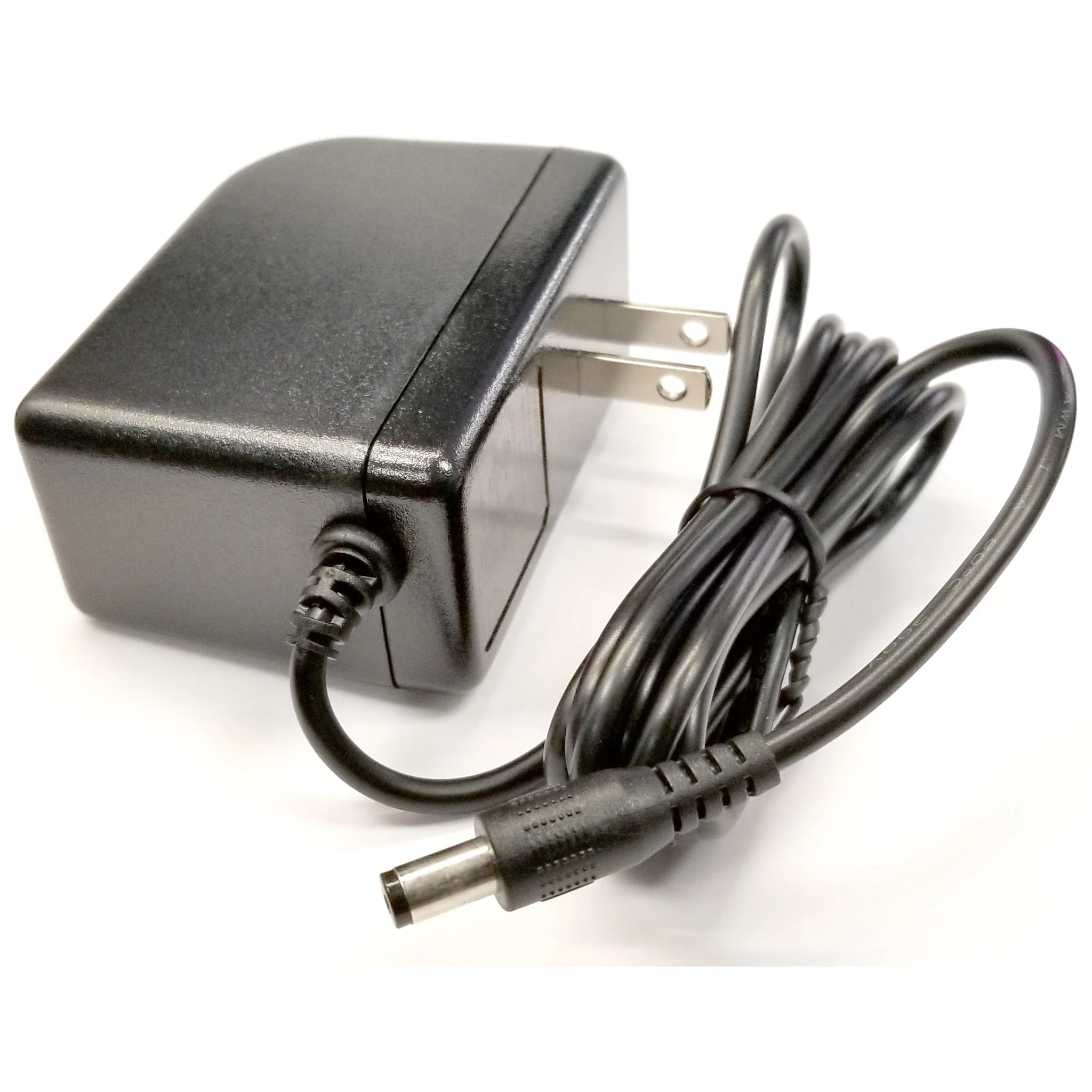 12V 1A DC Power Supply w/2.1mm Plug - Image 3