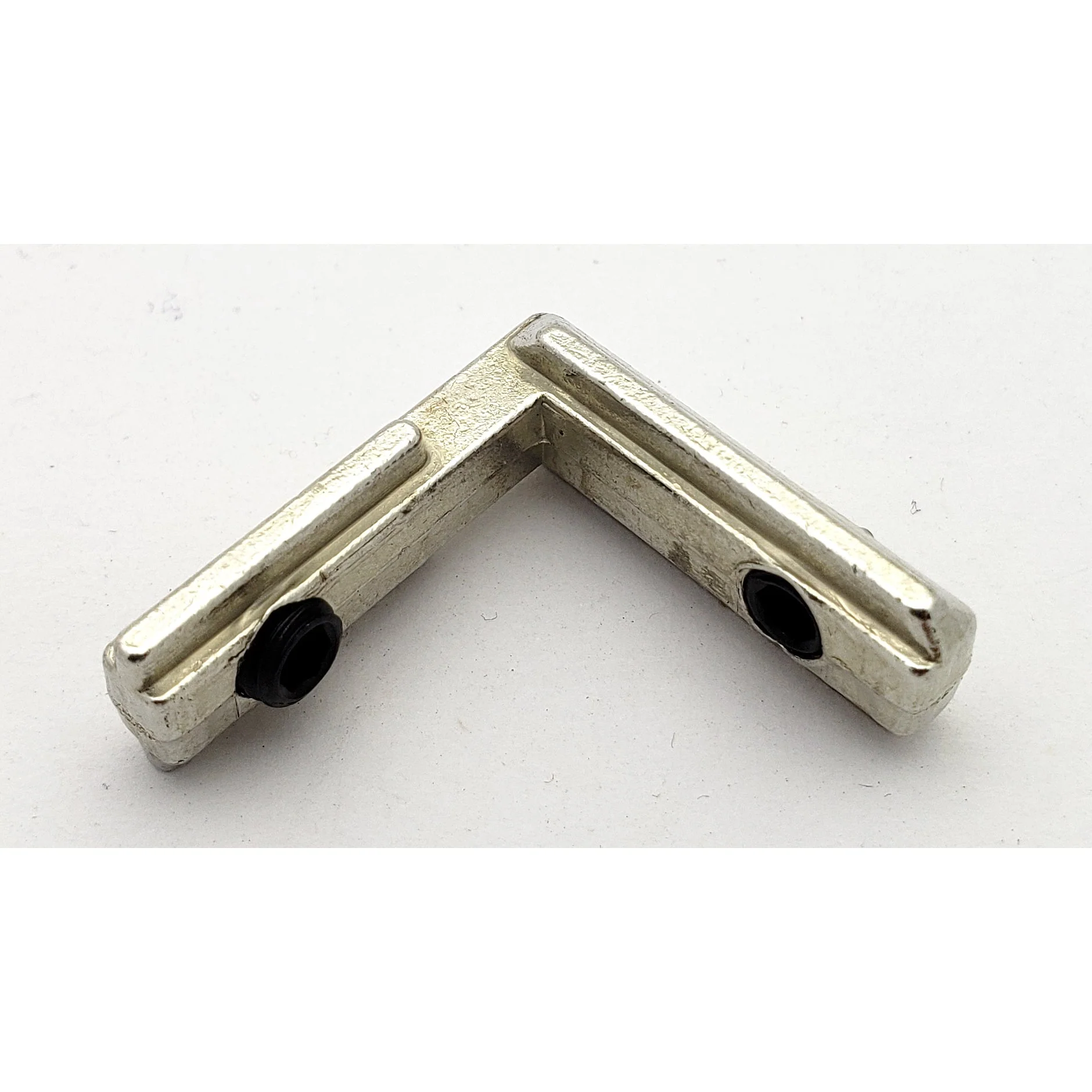 Silver Inside Corner L Bracket for 20 Series Extruded Aluminum Rails - Image 2