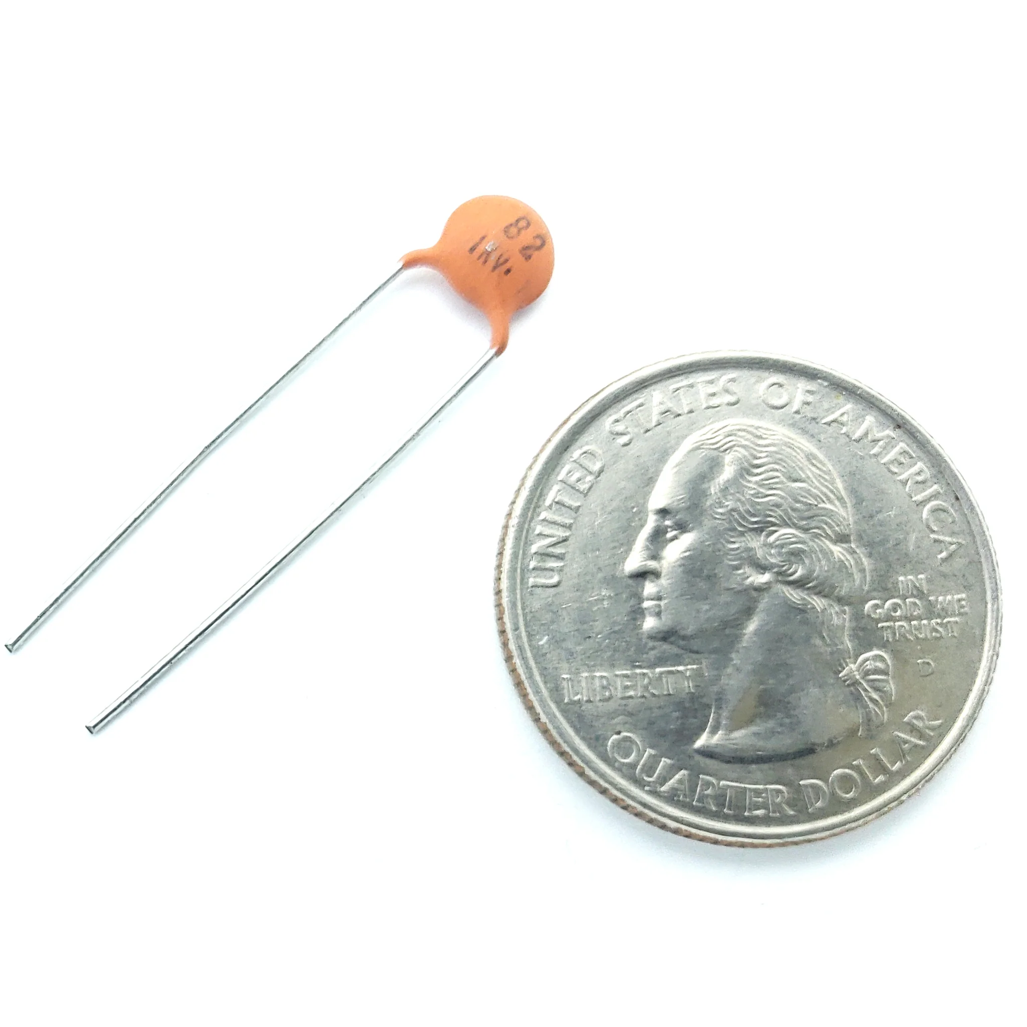 ceramic capacitor 82 pF ±10% 1000 volts - Image 2