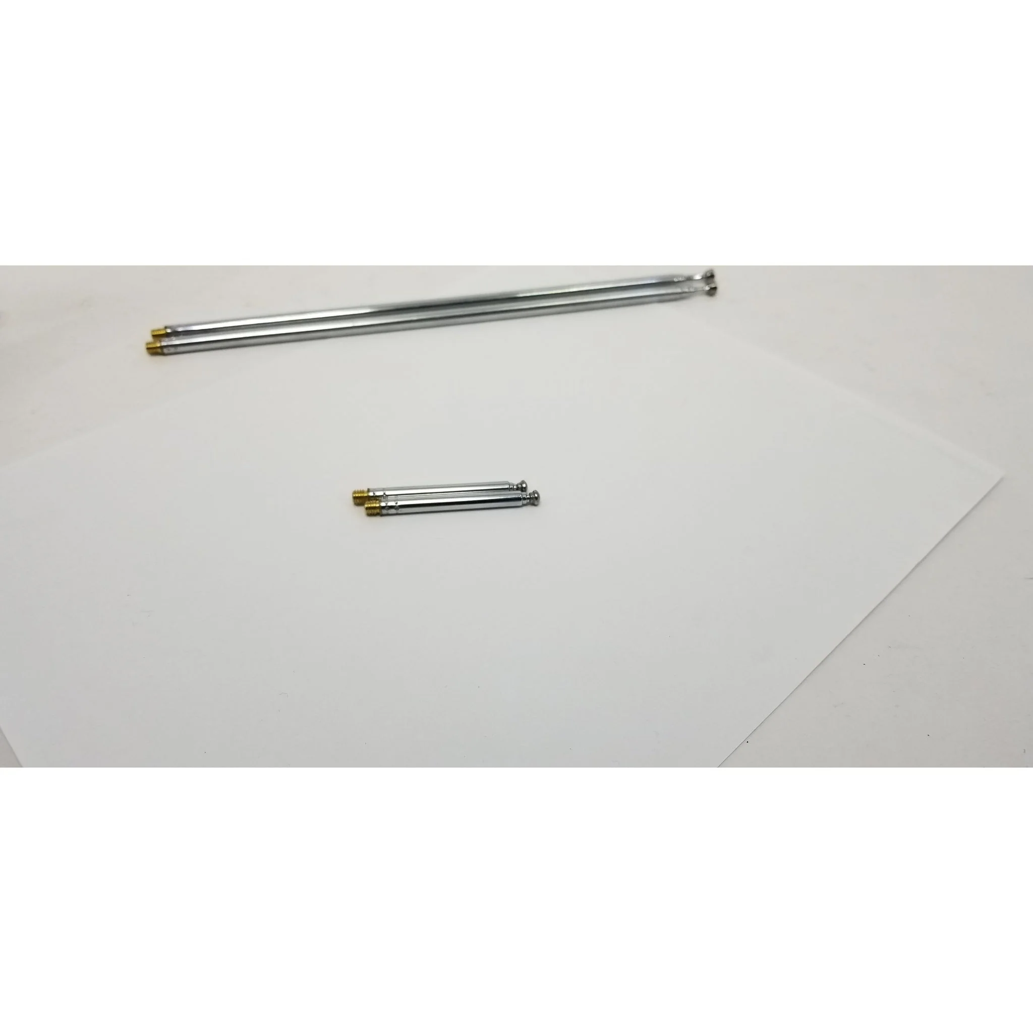 RTL-SDR Blog R820T2 RTL2832U 1PPM TCXO SMA Software Defined Radio with 2x Telescopic Antennas - Image 7