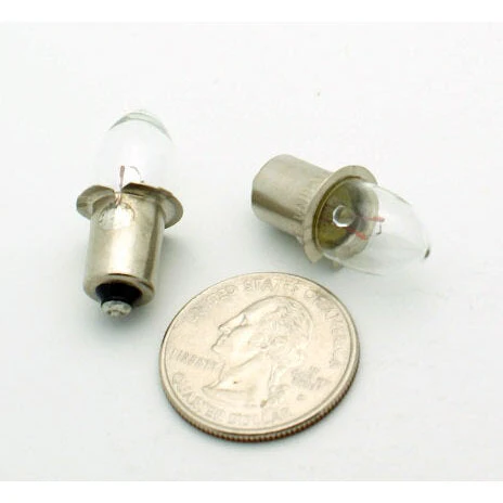 PR32 Lamp - 4.8 Volt 0.7A - Flange Base - Image 2