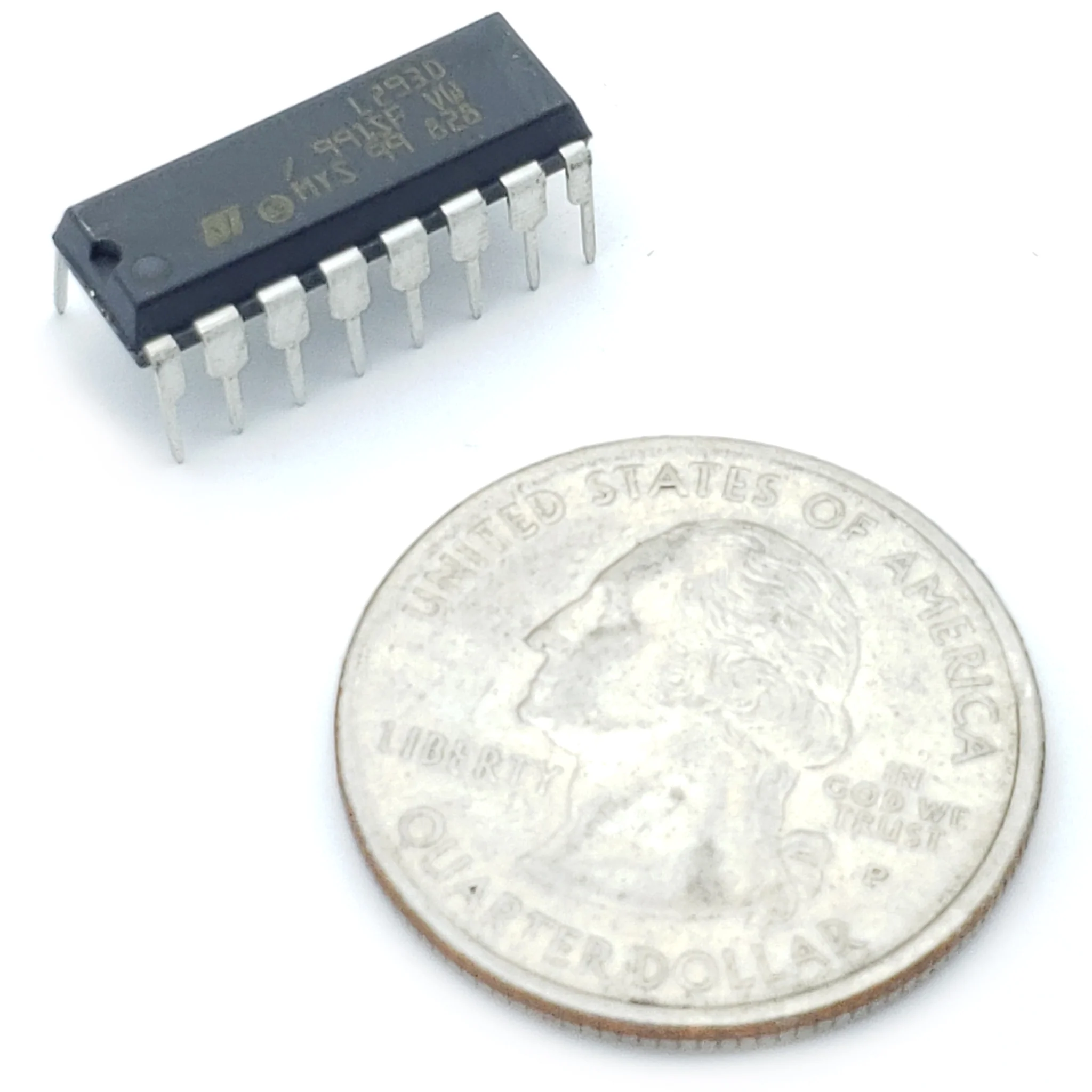 L293D Motor Driver IC (D102) - Image 2